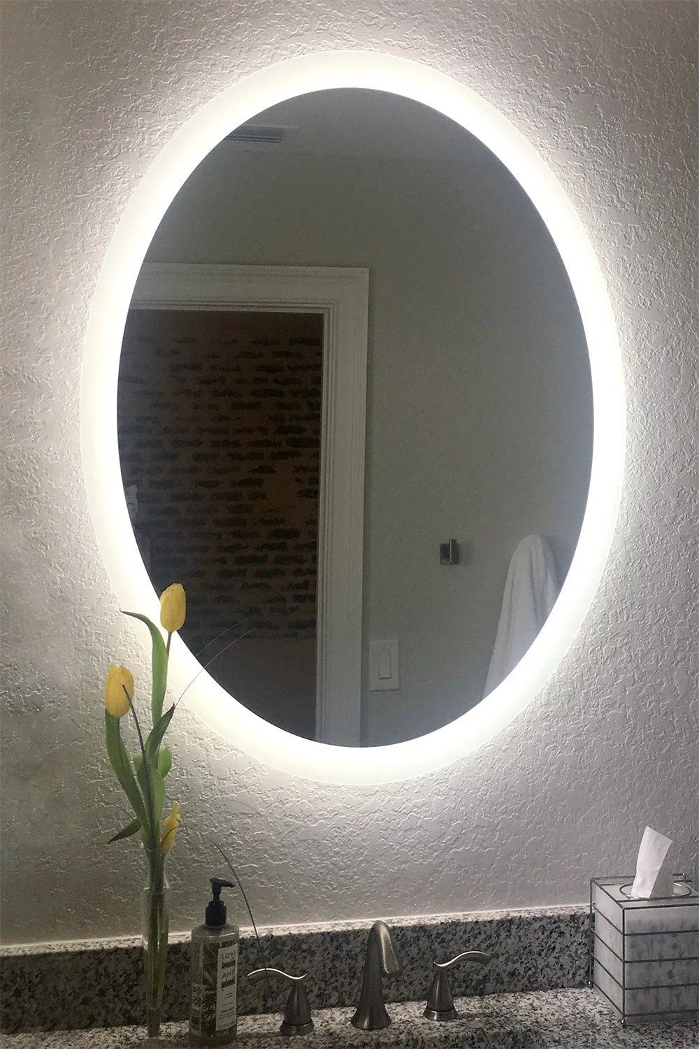 LED Mirror (Side-Lighted Oval) 30" x 36" (or 36" x 30")