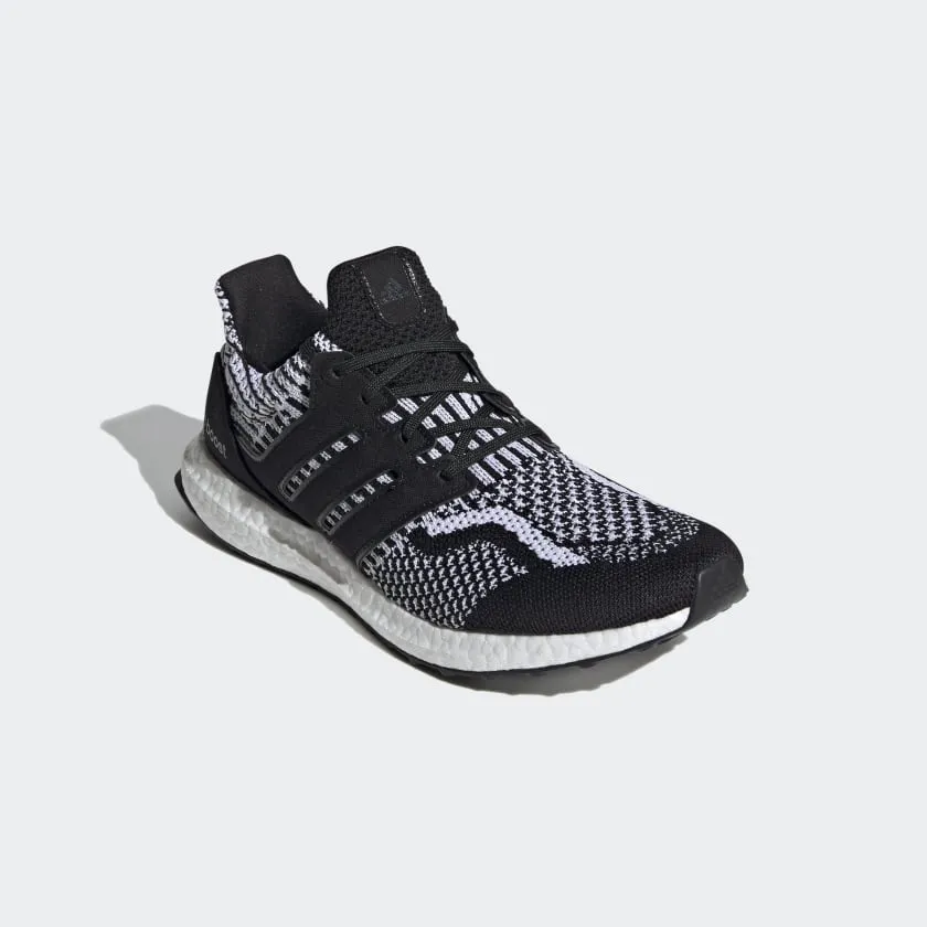 ULTRABOOST 5.0 DNA