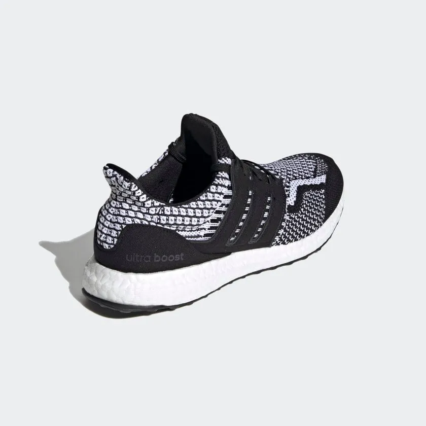 ULTRABOOST 5.0 DNA